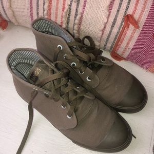 Bangs, high top canvas shoes